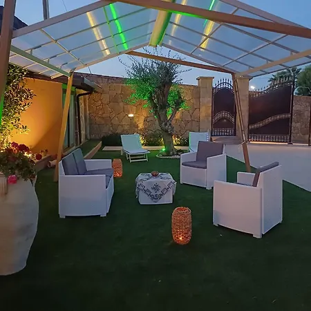 Casa Maya Vakantiehuis Brucoli